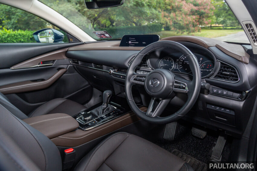 新车试驾: Mazda CX-30 CKD, 确实是比之前更便宜了, 但还是比对手稍贵, 但它依旧拥有对手难以匹敌的特色与优点 217369