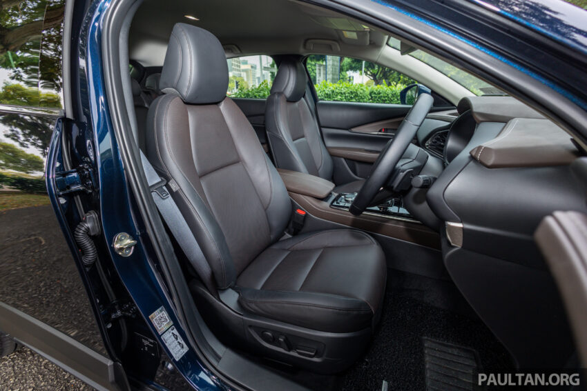 新车试驾: Mazda CX-30 CKD, 确实是比之前更便宜了, 但还是比对手稍贵, 但它依旧拥有对手难以匹敌的特色与优点 217435