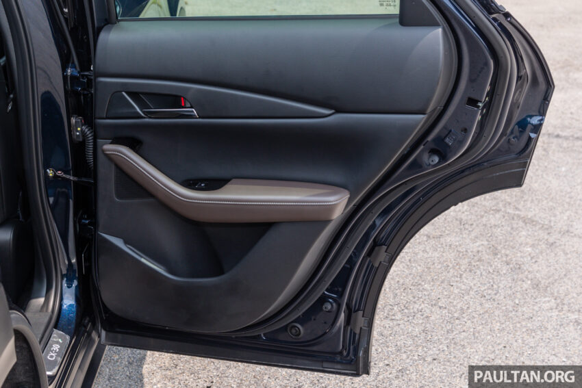 新车试驾: Mazda CX-30 CKD, 确实是比之前更便宜了, 但还是比对手稍贵, 但它依旧拥有对手难以匹敌的特色与优点 217448