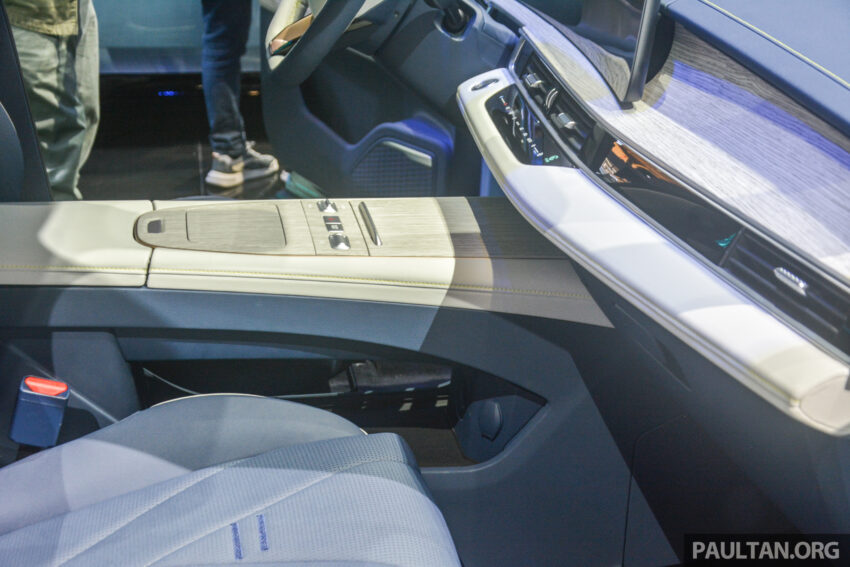 Chery Omoda 5 EV 首发, 450公里续航, 40分钟充电80% 216916