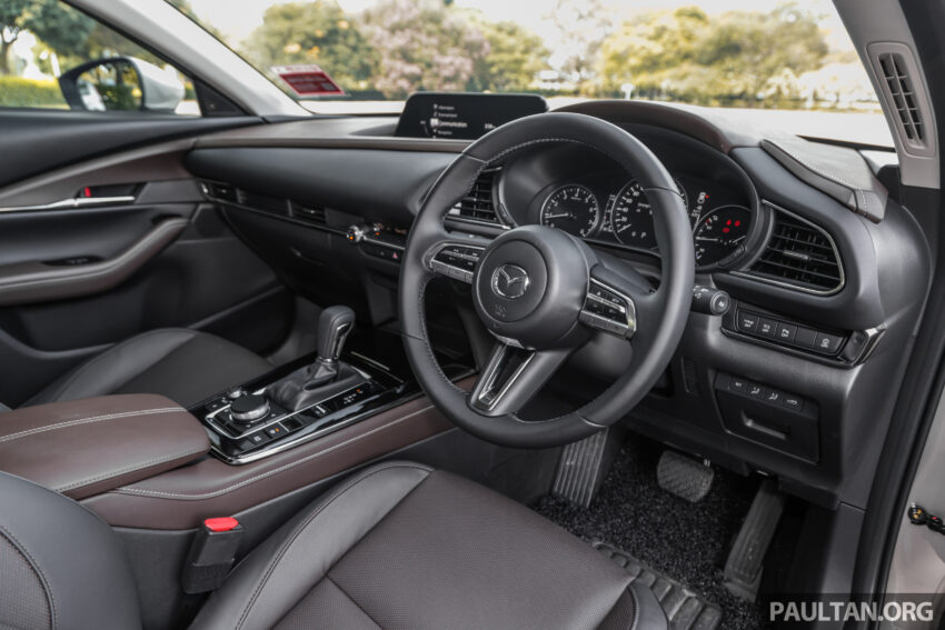 新车试驾: Mazda CX-30 CKD, 确实是比之前更便宜了, 但还是比对手稍贵, 但它依旧拥有对手难以匹敌的特色与优点 217266