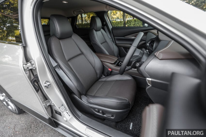 新车试驾: Mazda CX-30 CKD, 确实是比之前更便宜了, 但还是比对手稍贵, 但它依旧拥有对手难以匹敌的特色与优点 217315