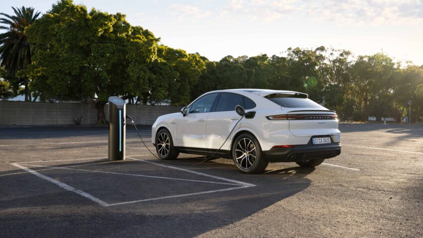 2024 Porsche Cayenne 小改款亮相, 外观小改科技感大增 216856