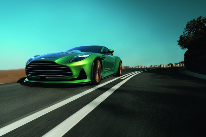 DB11 的继任者，全新 Aston Martin DB12 登场！搭载 4.0升V8双涡轮增压引擎，可榨出 680 PS/800 Nm 输出功率 220849