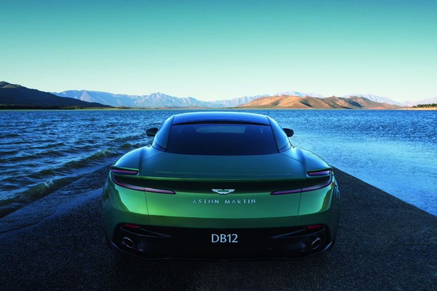 DB11 的继任者，全新 Aston Martin DB12 登场！搭载 4.0升V8双涡轮增压引擎，可榨出 680 PS/800 Nm 输出功率 220885