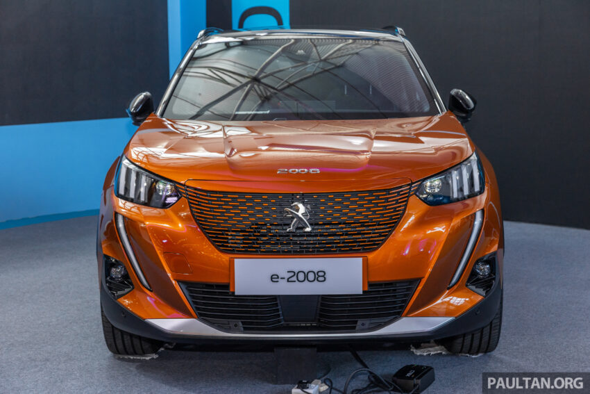 Peugeot e-2008 纯电SUV亮相本地车展, 续航里程310公里 218100