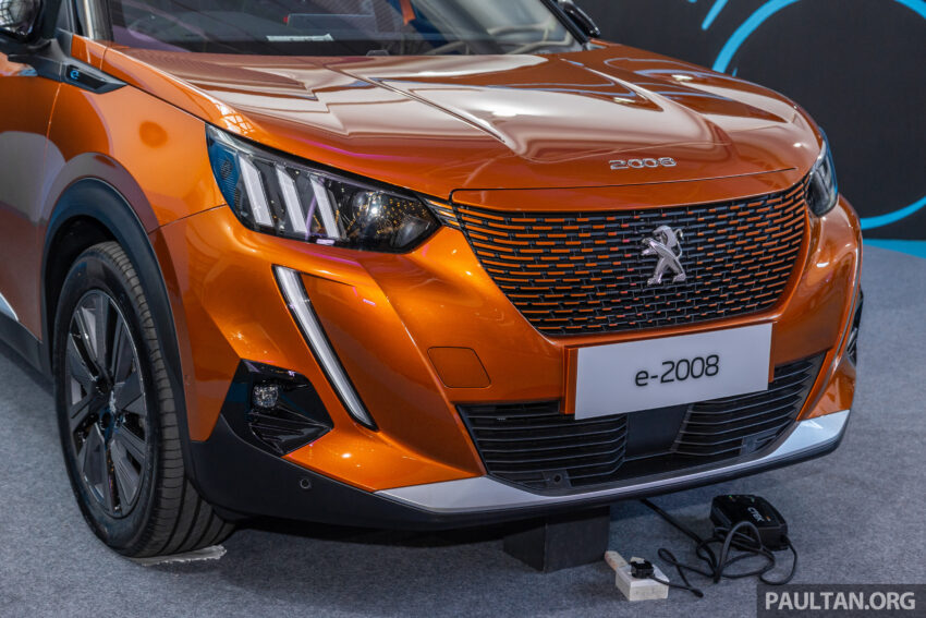 Peugeot e-2008 纯电SUV亮相本地车展, 续航里程310公里 218103