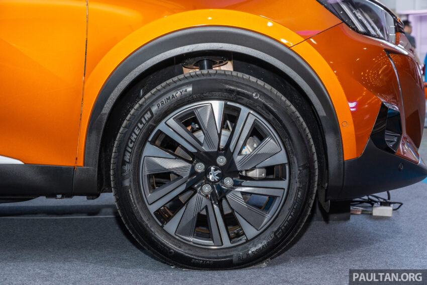 Peugeot e-2008 纯电SUV亮相本地车展, 续航里程310公里 218106