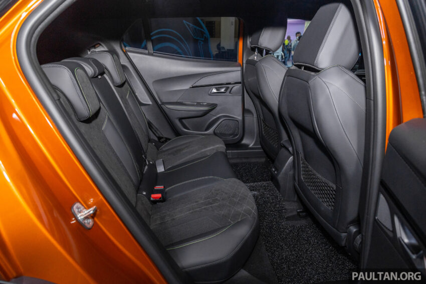 Peugeot e-2008 纯电SUV亮相本地车展, 续航里程310公里 218126