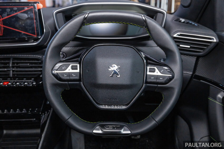 Peugeot e-2008 纯电SUV亮相本地车展, 续航里程310公里 218118