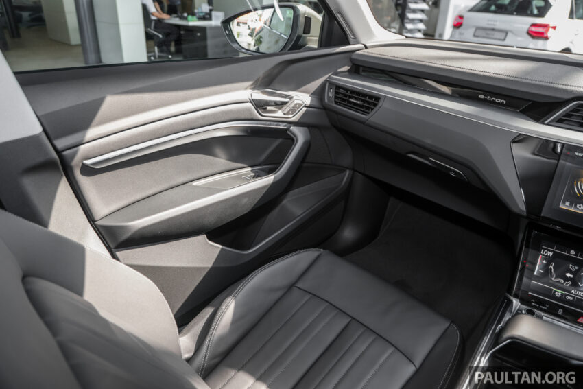 2023 Audi Q8 e-tron 纯电SUV本地亮相！售价RM369k起 220089