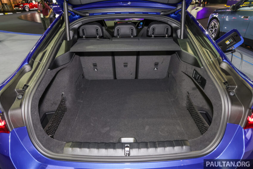 BMW i4 M50 纯电动高性能四门跑房于大马车展首次亮相, 双马达四驱配置, 3.9秒破百, 续航510公里, 售价从43万起 218360