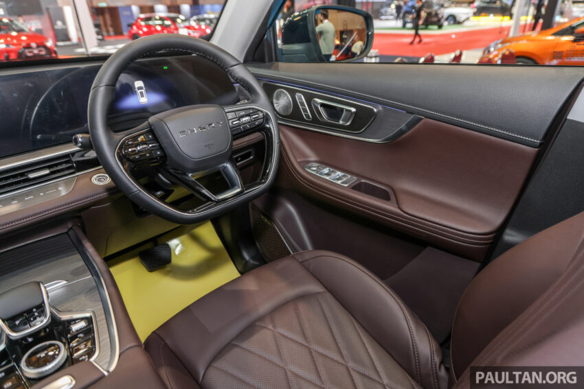 Chery Tiggo 8 Pro 亮相本地车展, 2.0L四缸涡轮引擎+DCT变速箱+前驱, 完整主被动安全配备, 七人座设定, 售价16万? 218281