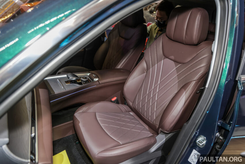 Chery Tiggo 8 Pro 亮相本地车展, 2.0L四缸涡轮引擎+DCT变速箱+前驱, 完整主被动安全配备, 七人座设定, 售价16万? 218292