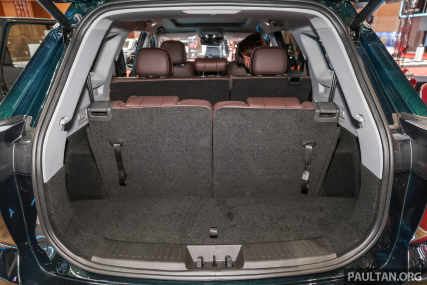 Chery Tiggo 8 Pro 亮相本地车展, 2.0L四缸涡轮引擎+DCT变速箱+前驱, 完整主被动安全配备, 七人座设定, 售价16万? 218300