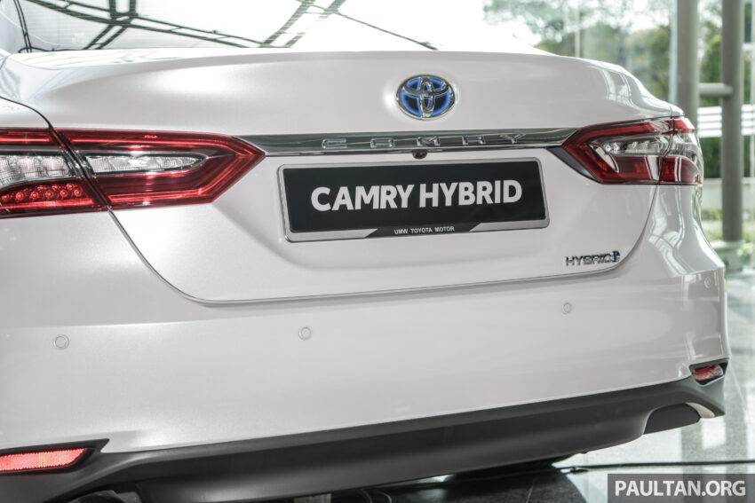 Toyota Camry Hybrid 本地首发亮相, 221匹综合马力, 每公升汽油可行驶22.7公里, 总代理称今年将发表更多油电车 219424