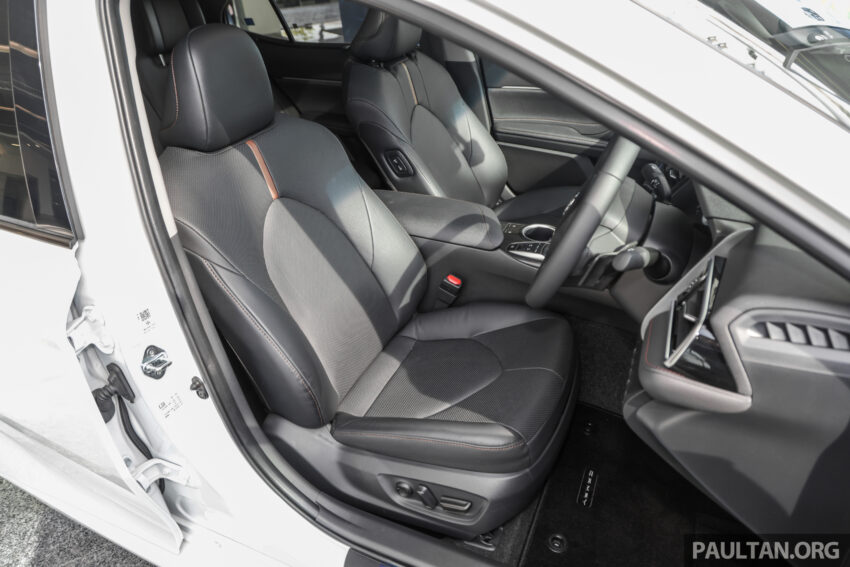 Toyota Camry Hybrid 本地首发亮相, 221匹综合马力, 每公升汽油可行驶22.7公里, 总代理称今年将发表更多油电车 219453