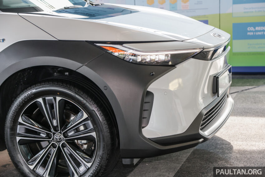 总代理明示近期内即将发布, Toyota bZ4X EV 再次亮相 219316