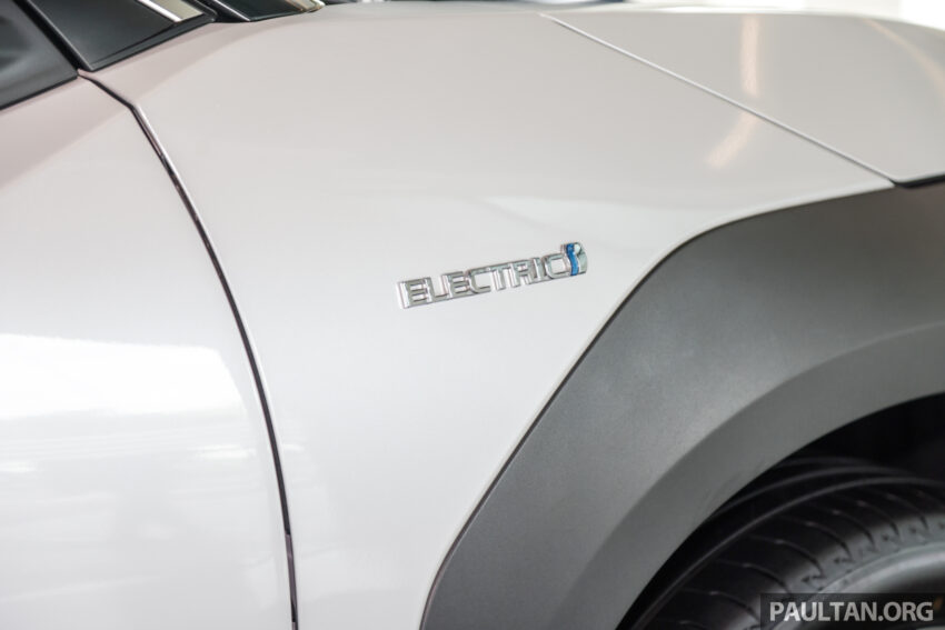 总代理明示近期内即将发布, Toyota bZ4X EV 再次亮相 219325