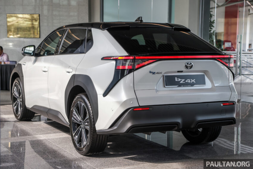 总代理明示近期内即将发布, Toyota bZ4X EV 再次亮相 219309