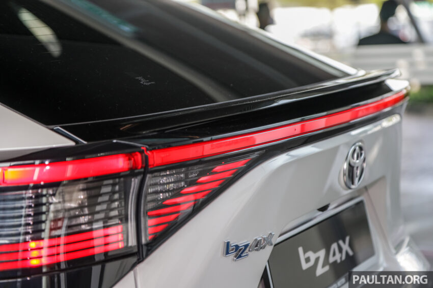 总代理明示近期内即将发布, Toyota bZ4X EV 再次亮相 219338