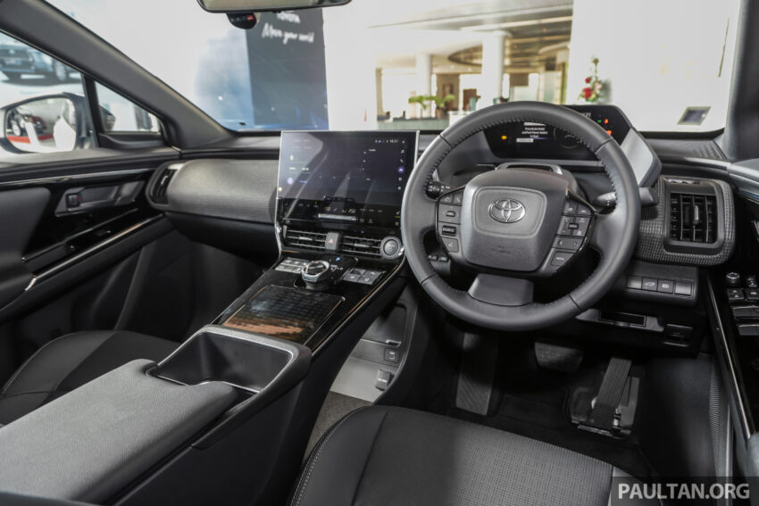 总代理明示近期内即将发布, Toyota bZ4X EV 再次亮相 219361