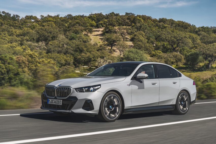 2024 G60/G60E BMW 5 系列大改款全球首发, 包含 i5 纯电动版本, 全新外观与内装设计, 车身尺码更大, iDrive 8.5系统 220646