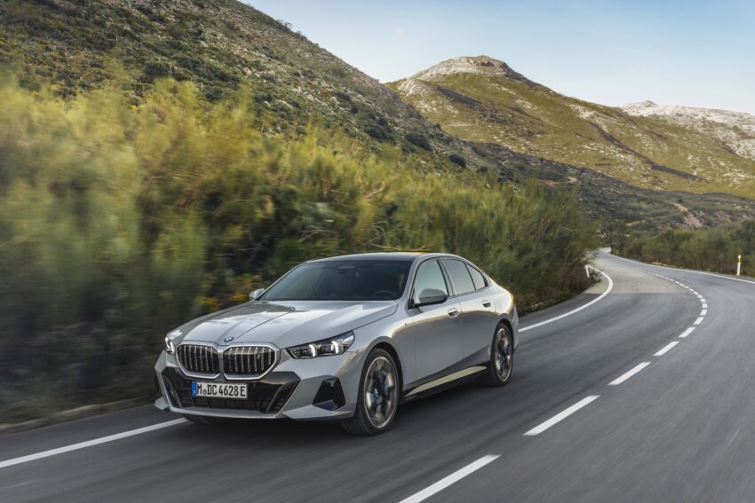 2024 G60/G60E BMW 5 系列大改款全球首发, 包含 i5 纯电动版本, 全新外观与内装设计, 车身尺码更大, iDrive 8.5系统 220647