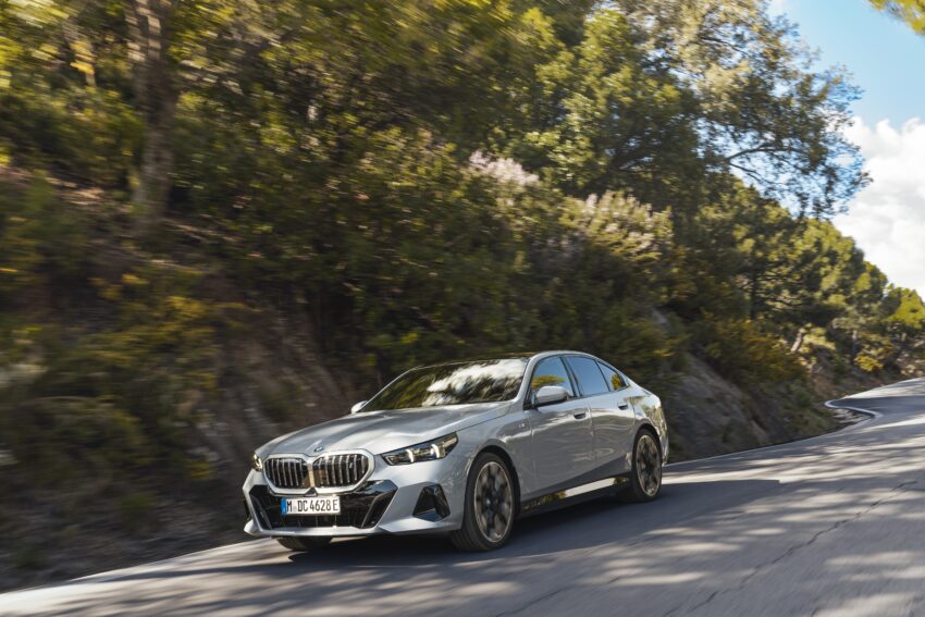 2024 G60/G60E BMW 5 系列大改款全球首发, 包含 i5 纯电动版本, 全新外观与内装设计, 车身尺码更大, iDrive 8.5系统 220648