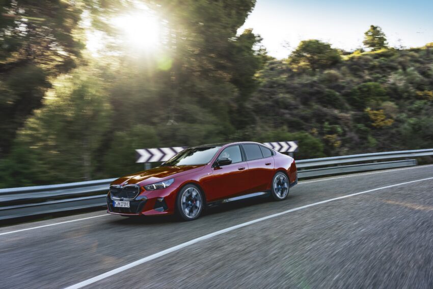 2024 G60/G60E BMW 5 系列大改款全球首发, 包含 i5 纯电动版本, 全新外观与内装设计, 车身尺码更大, iDrive 8.5系统 220551