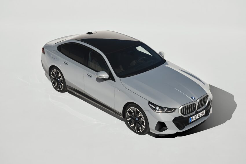 2024 G60/G60E BMW 5 系列大改款全球首发, 包含 i5 纯电动版本, 全新外观与内装设计, 车身尺码更大, iDrive 8.5系统 220692