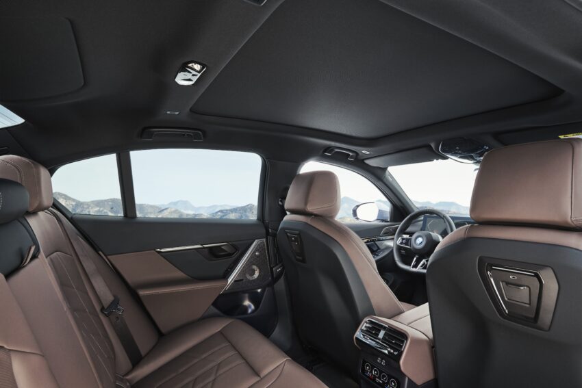 2024 G60/G60E BMW 5 系列大改款全球首发, 包含 i5 纯电动版本, 全新外观与内装设计, 车身尺码更大, iDrive 8.5系统 220738