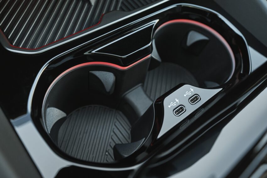 2024 G60/G60E BMW 5 系列大改款全球首发, 包含 i5 纯电动版本, 全新外观与内装设计, 车身尺码更大, iDrive 8.5系统 220627