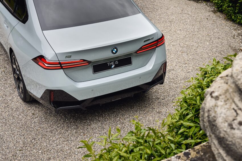 2024 G60/G60E BMW 5 系列大改款全球首发, 包含 i5 纯电动版本, 全新外观与内装设计, 车身尺码更大, iDrive 8.5系统 220753