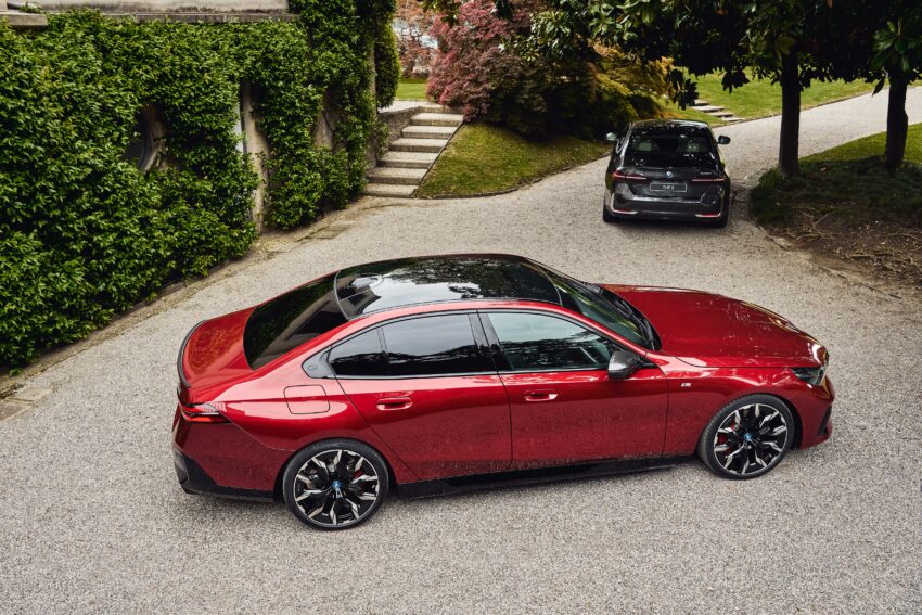 2024 G60/G60E BMW 5 系列大改款全球首发, 包含 i5 纯电动版本, 全新外观与内装设计, 车身尺码更大, iDrive 8.5系统 220642