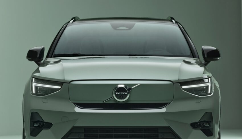 即日起至6月30日购买全新 Volvo, 获赠 Volvo Car Service Plan Plus 保养配套与首年汽车保险, 或RM7k的充电盒礼券 221163