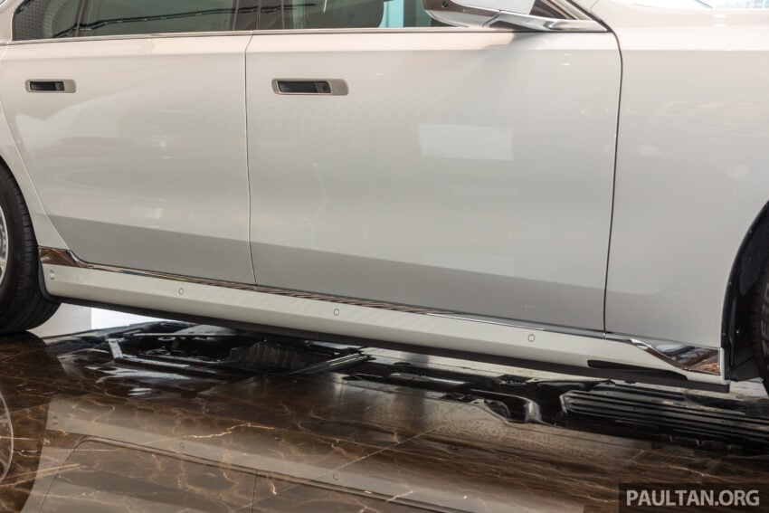 2023 G70 BMW 750e xDrive Pure Excellence 陈列室实拍, 3.0L六缸引擎旗舰PHEV房车, 4.9秒破百, 售价从65万起 221317