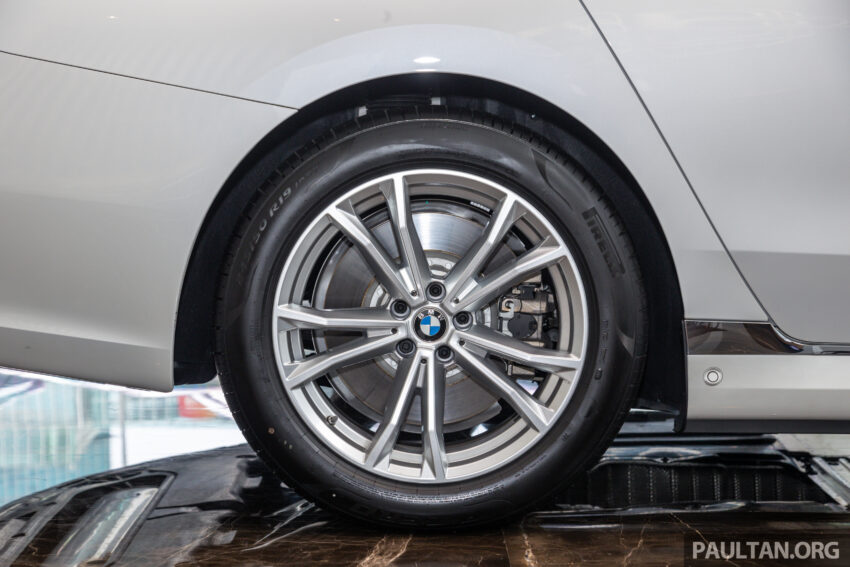 2023 G70 BMW 750e xDrive Pure Excellence 陈列室实拍, 3.0L六缸引擎旗舰PHEV房车, 4.9秒破百, 售价从65万起 221321