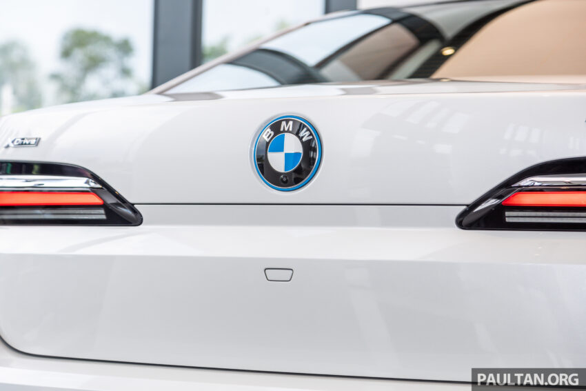 2023 G70 BMW 750e xDrive Pure Excellence 陈列室实拍, 3.0L六缸引擎旗舰PHEV房车, 4.9秒破百, 售价从65万起 221326