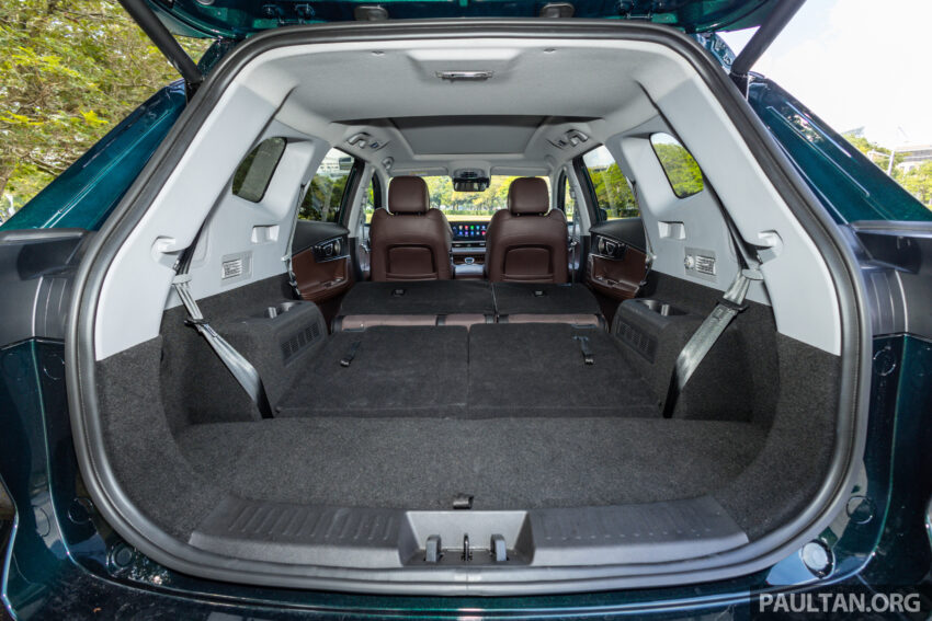 新车实拍: Chery Tiggo 8 Pro 七人座SUV, 2.0四缸涡轮引擎, 支援Apple CarPlay/Android Auto预估价16万近期发布 221610