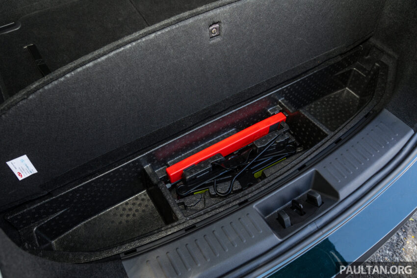 新车实拍: Chery Tiggo 8 Pro 七人座SUV, 2.0四缸涡轮引擎, 支援Apple CarPlay/Android Auto预估价16万近期发布 221612