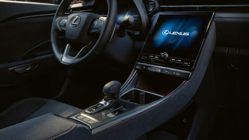 Lexus LBX 系列全球首发, 品牌全新入门级SUV, 搭载1.5L三缸NA Hybrid油电系统, 9.2秒破百, 年尾欧日率先开卖 221815