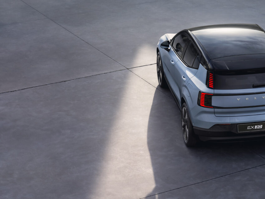 Volvo EX30 全球首发, 品牌最入门纯电SUV, 续航480公里 222224