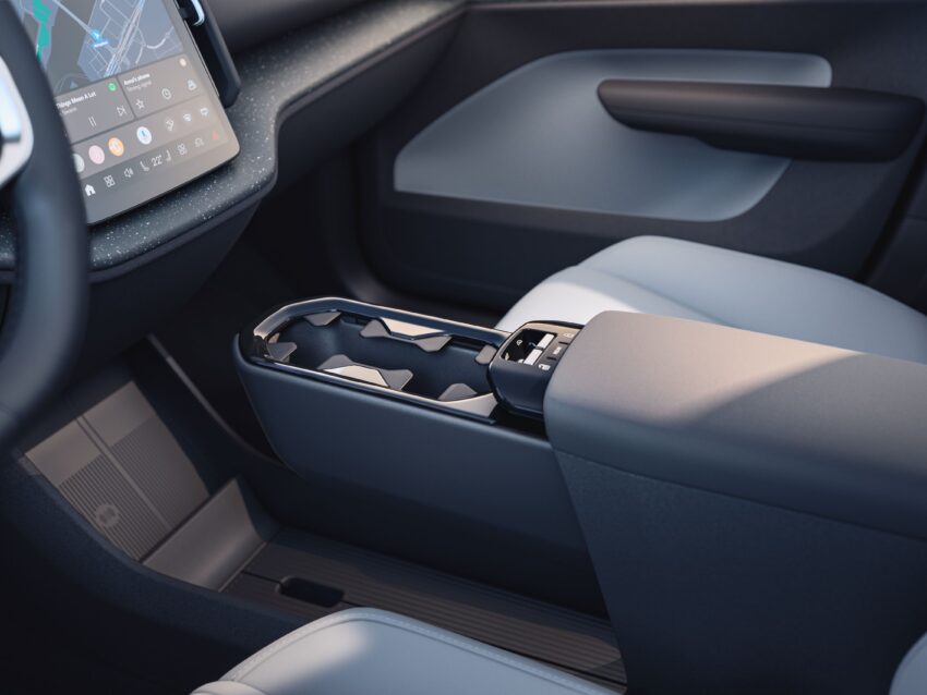 Volvo EX30 全球首发, 品牌最入门纯电SUV, 续航480公里 222241