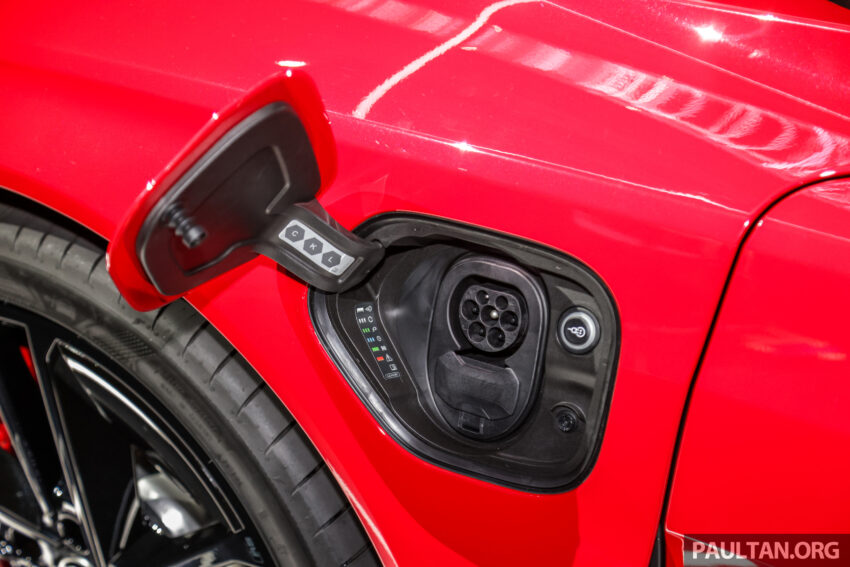 Audi e-tron GT 与 RS e-tron GT 纯电四门跑房上市, 最快3.3秒破百, 极速250km/h, 续航最长501公里, 价格58.8万起 223759