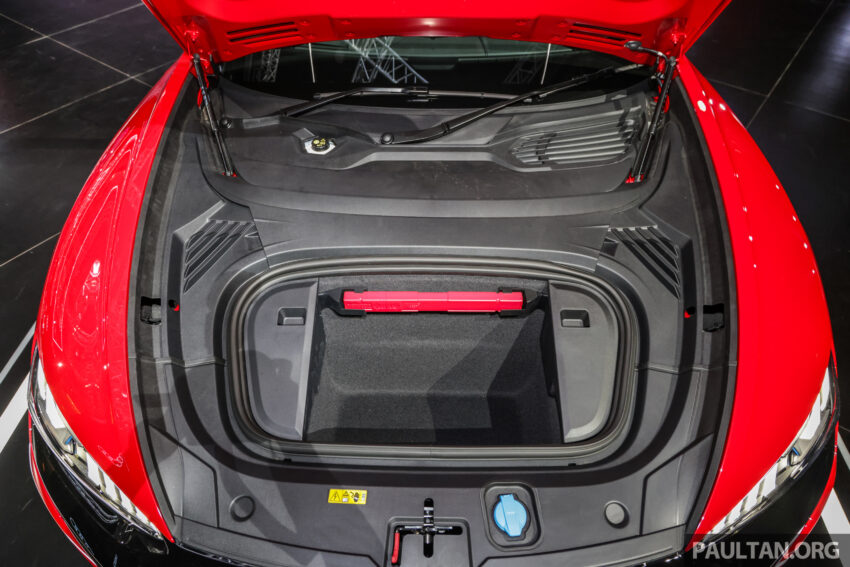Audi e-tron GT 与 RS e-tron GT 纯电四门跑房上市, 最快3.3秒破百, 极速250km/h, 续航最长501公里, 价格58.8万起 223764