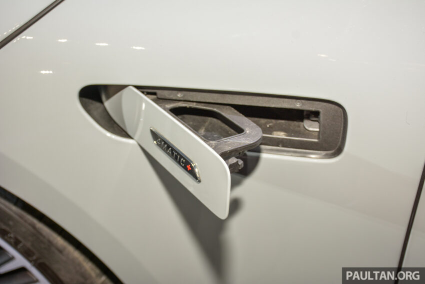 Mercedes-AMG EQE53 4Matic+ 纯电跑房本地上市, 3.3秒破百, 极速240km/h, 续航里程可达527公里, 本地要价65万 222350