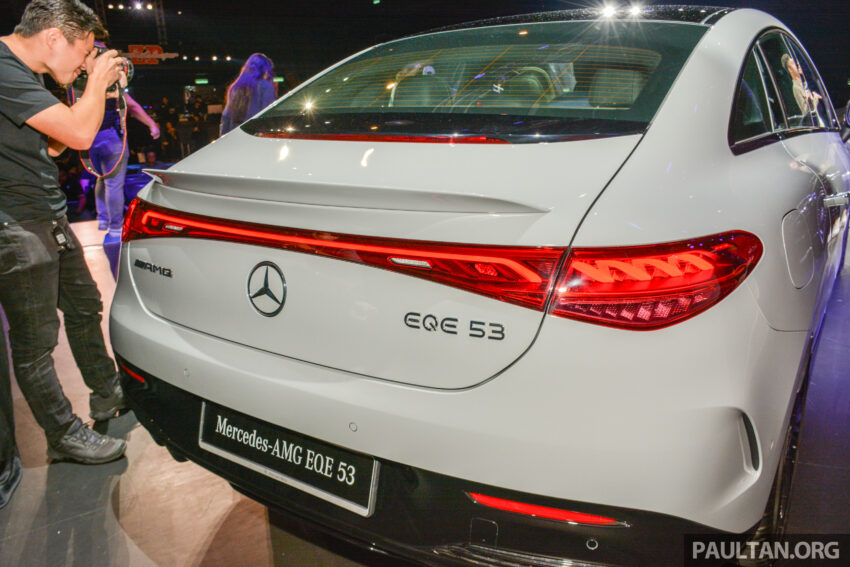 Mercedes-AMG EQE53 4Matic+ 纯电跑房本地上市, 3.3秒破百, 极速240km/h, 续航里程可达527公里, 本地要价65万 222355
