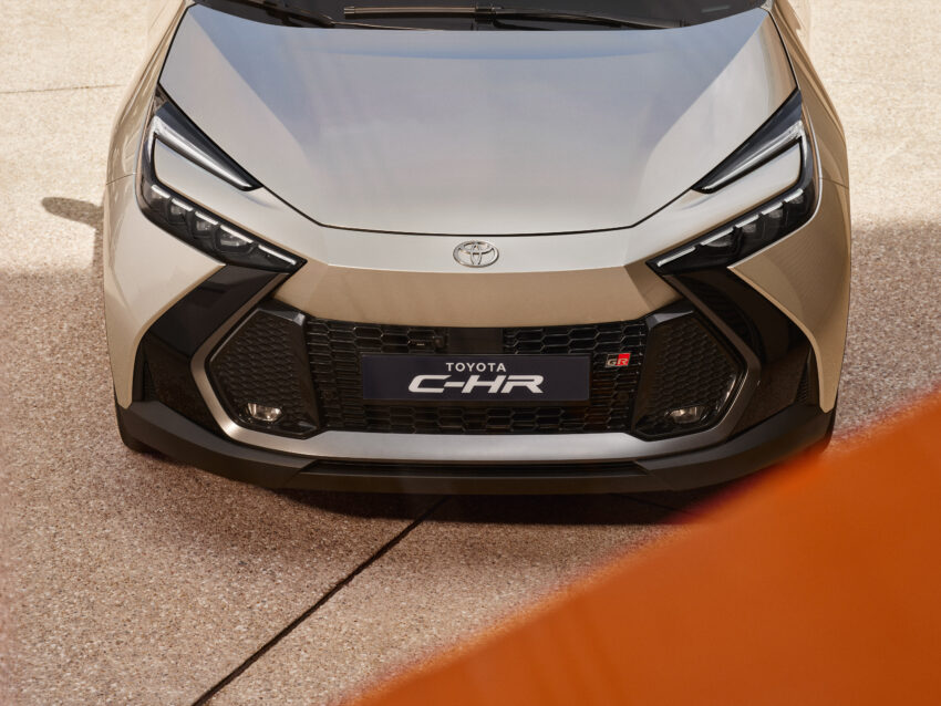 2024 Toyota C-HR 第二代大改款面世, 仅有Hybrid或PHEV 225045