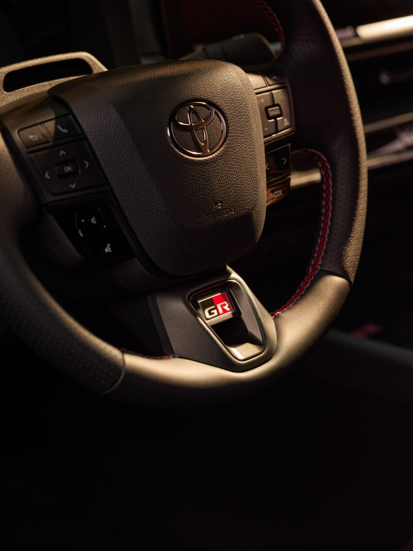 2024 Toyota C-HR 第二代大改款面世, 仅有Hybrid或PHEV 225061